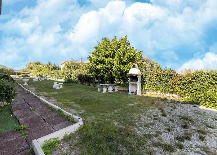 Apartman A 150 Meter Long Mare, 2 Fish